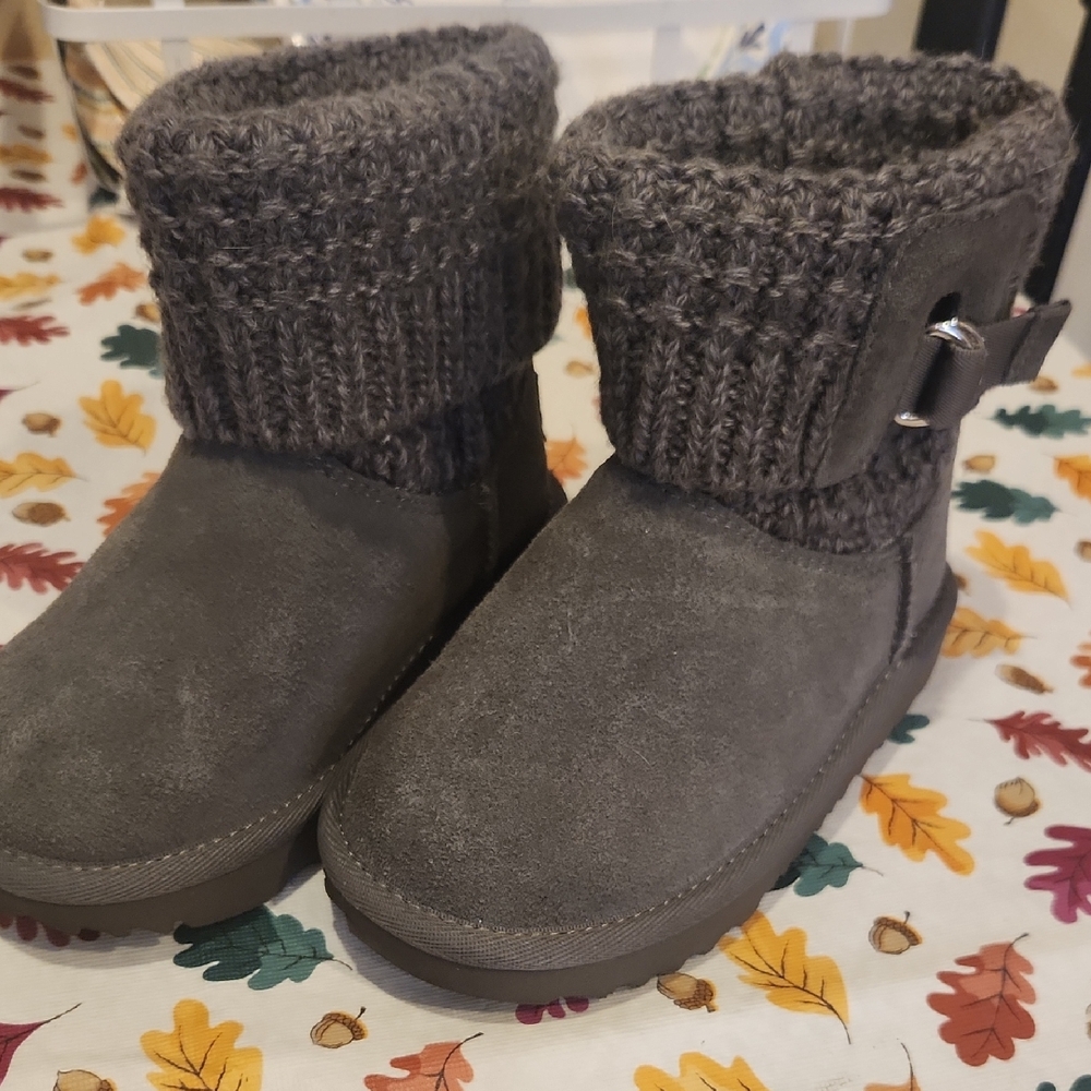UGG size 10 little girls Stylish Charcoal Kids Boots